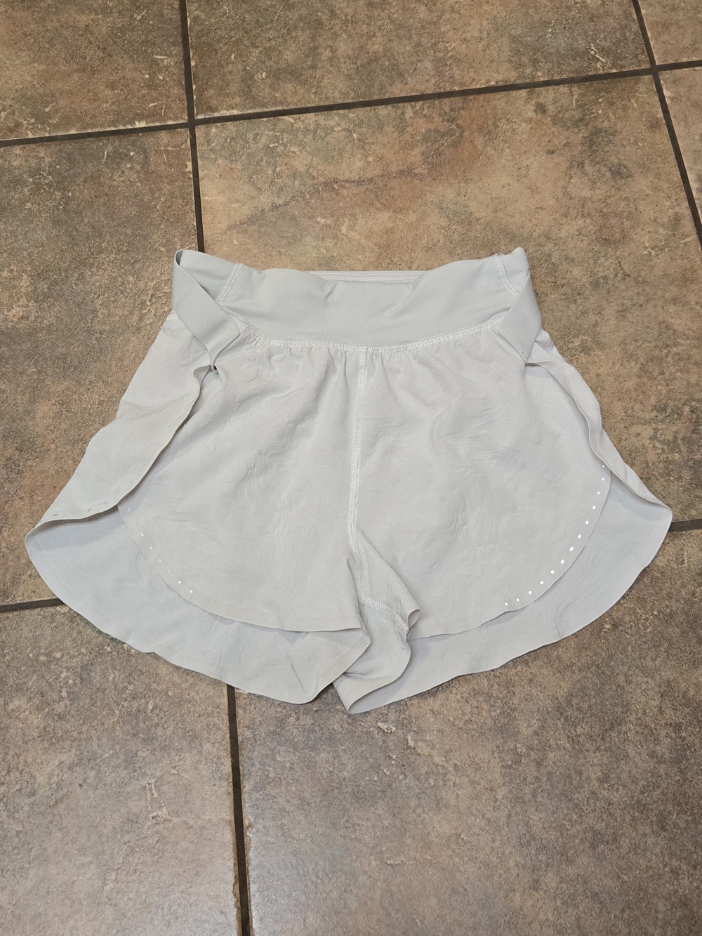 Women’s Light Gray Athletic Layered Shorts Size 0